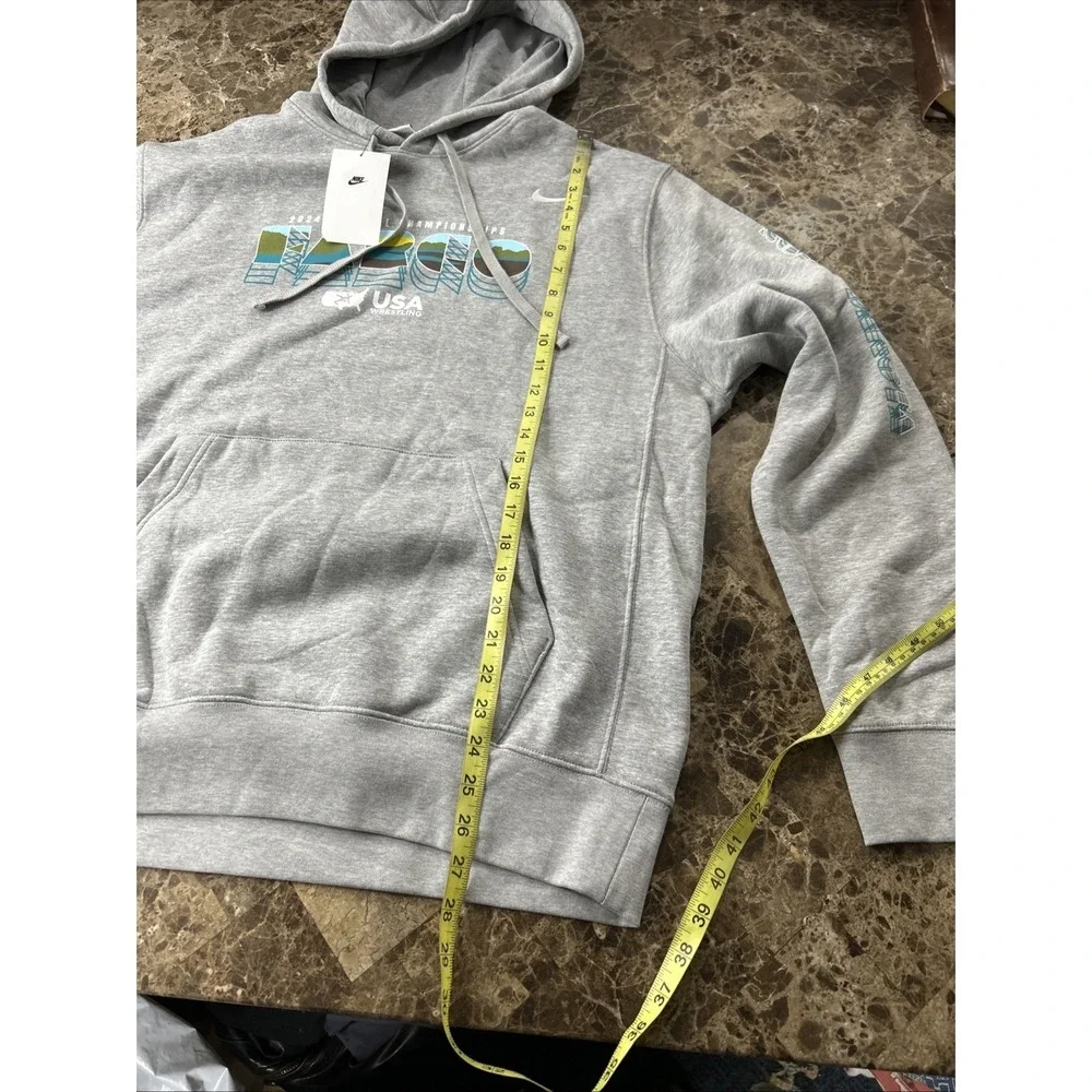 Nike Hoodie Fargo Wrestling Championship Mens Large Grey 2024‎